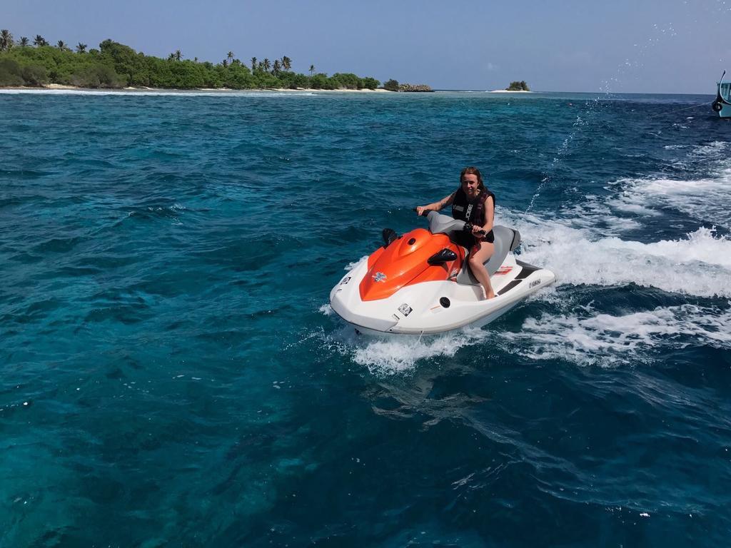 Natural Surf House Hostel Himmafushi Luaran gambar